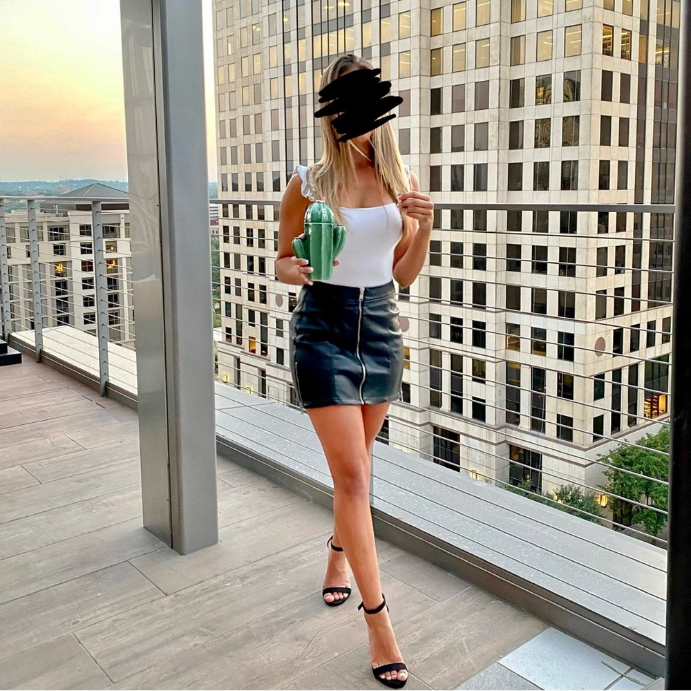 Express black leather mini skirt